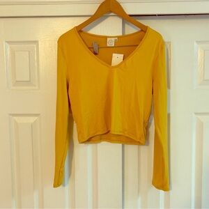 Live in the Moment Mustard Gold Yellow Long Sleeve Crop Top Size Large